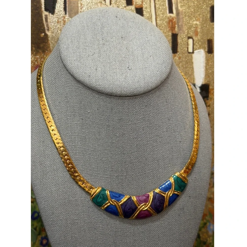 Vintage Enamel Jewel Tone Collar Necklace Womens Gold Tone Herringbone 16